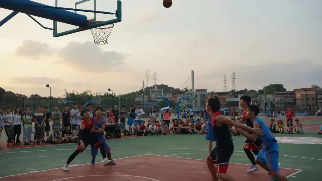 篮球计时钟复位_篮球14秒复位计时规则_篮球计时器怎么调时间